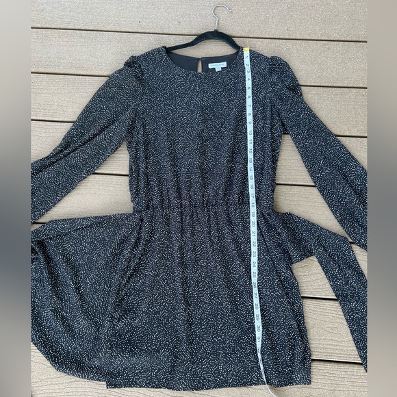 76CAROLINA BELLE Elegant Puffed Sleeve Polka-dot Black & White Mini Dress
SizeМ - Picture 9 of 16